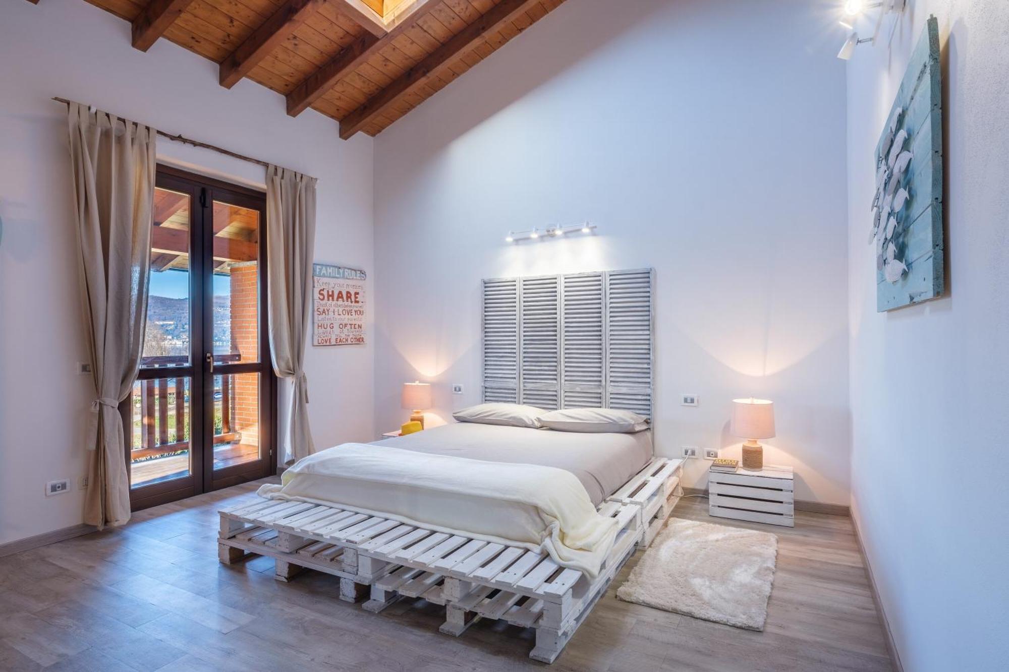 איספרה La Luna Nel Lago Lake View Garden - Happy Rentals מראה חיצוני תמונה